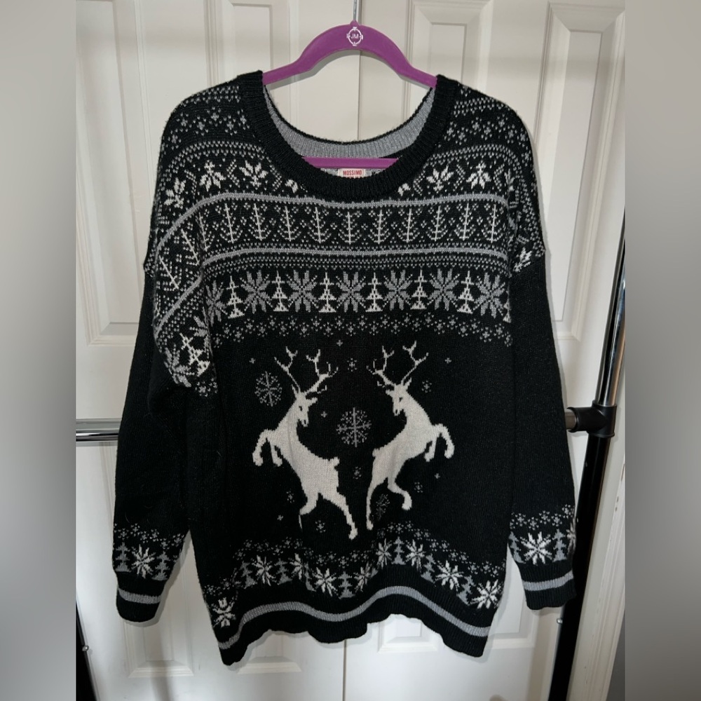 Black and White Patterned Men's Sweater